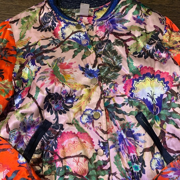H&M Floral Silk Bomber Jacket Size 4 Excellent Condition Sold Out - Picture 2 of 8